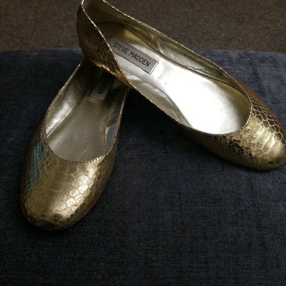 Gold Snake Skin Flats